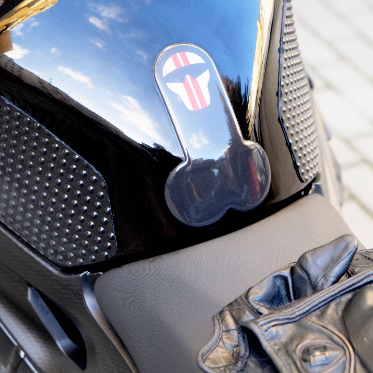 bikeforce_schwanzpad_schwarz_s1000r_n.jpg